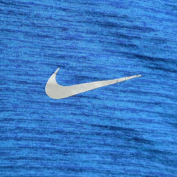 Nike Dri Fit Therma FIT Half Zip Men’s Medium Blue Running Top 683906-480 - Picture 2 of 9